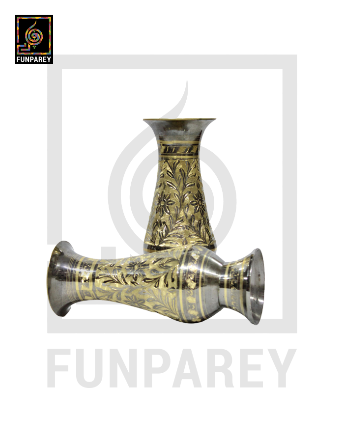 Handmade 7" Brass Vase Pair 'Aurum Motif'