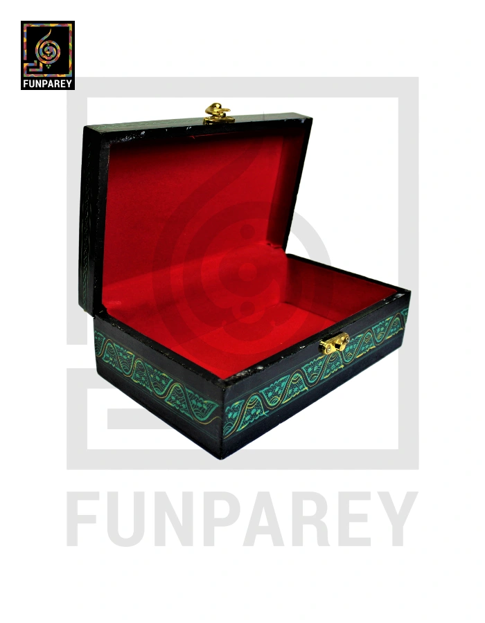 Wooden Jewelry Box 8/5 with Nakshi Art Green