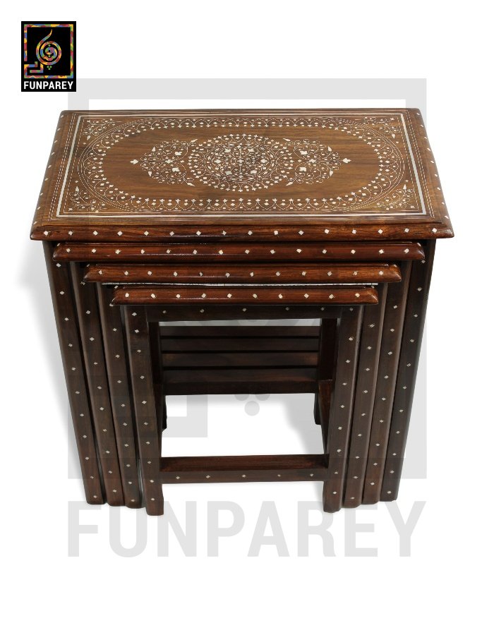 Nesting Tables With Standard White Fiber Work