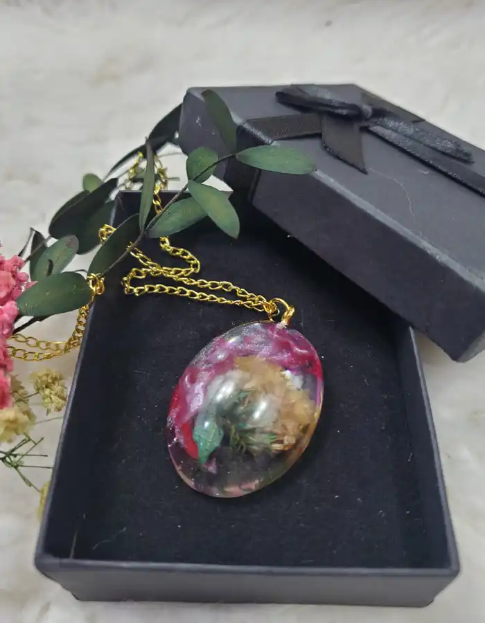 Botanical Dried Flowers Pendant