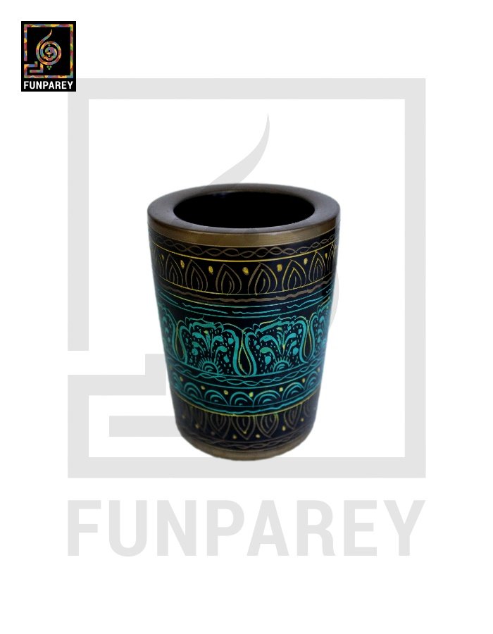 Accessory Jar Cylindrical with Lacquer Art