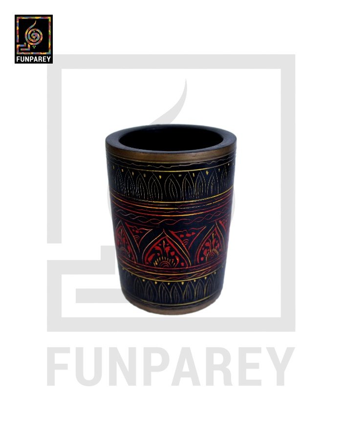Accessory Jar Cylindrical with Lacquer Art