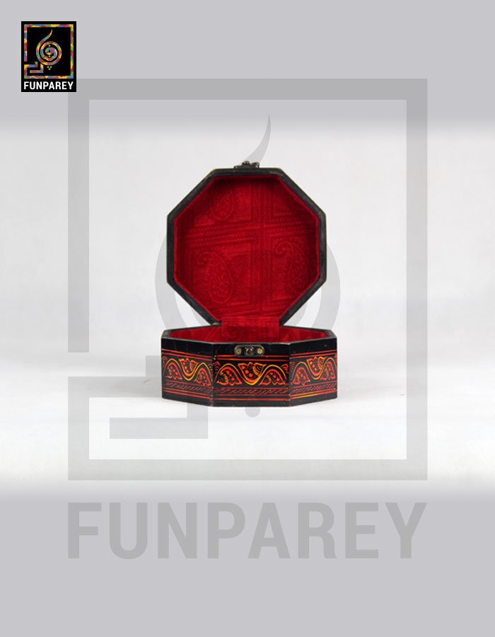 8 Sided Wooden Jewelry Box 6″ with Lacquer Art Red