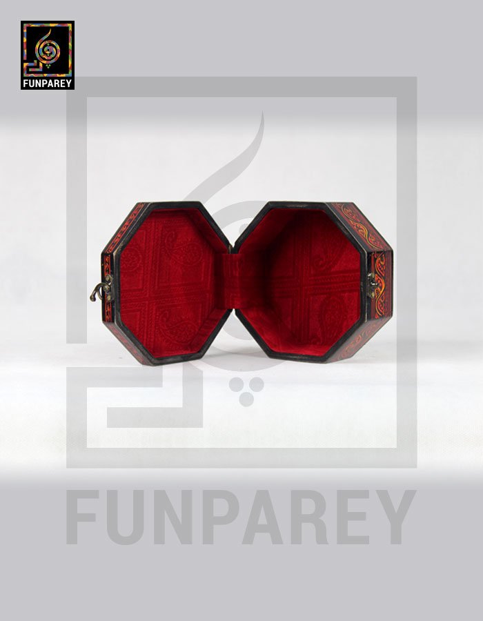 8 Sided Wooden Jewelry Box 6″ with Lacquer Art Golden