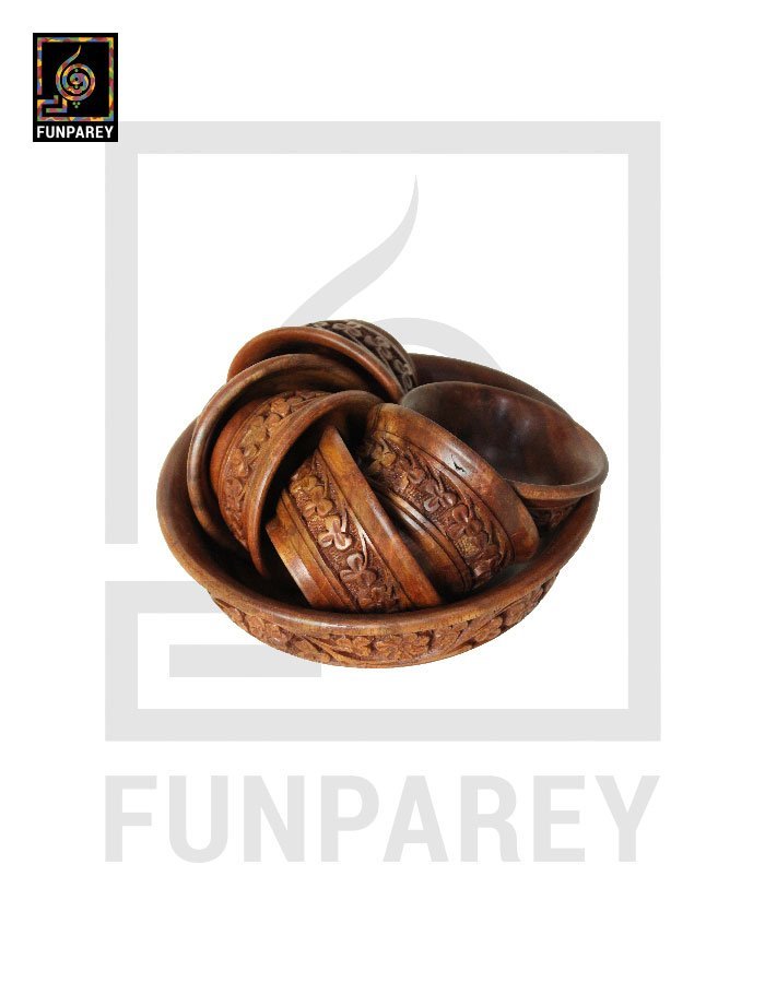 Hand Carved Wooden Bowl Set Small 8"