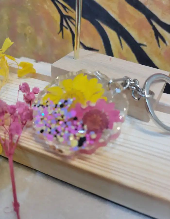 Hand Crafted Resin Made Keychain - Flora Fused