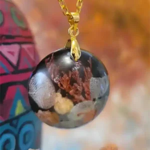 Handcrafted Resin Pendant Botanica - Luna 7x9