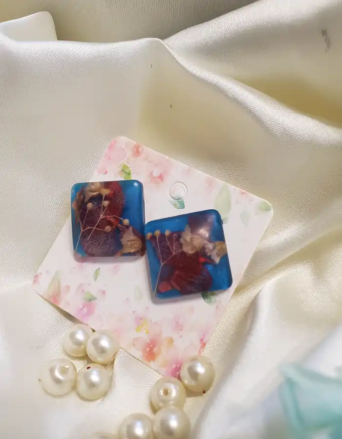 Handmade Resin Earrings - Pressed in Time