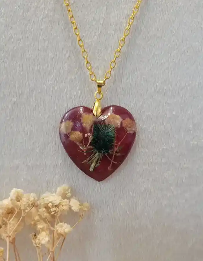Handmade Resin Pendant Floral - Emblems