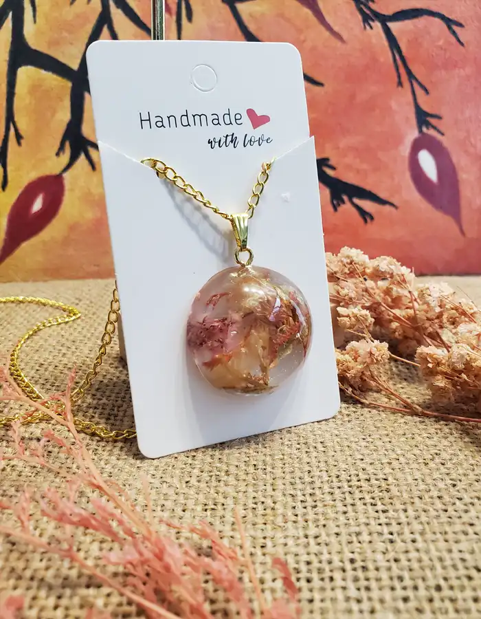 Handmade Resin Pendant - Poetic Blend