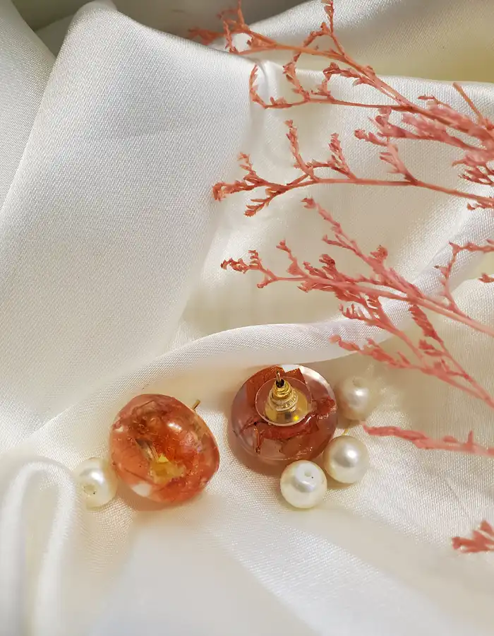 Resin Made Earrrings - Rhythmic